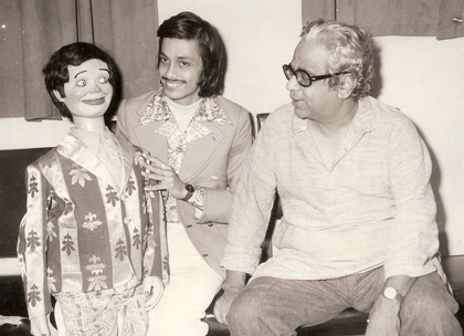 Pu La Deshpande with Ramdas Padhye
